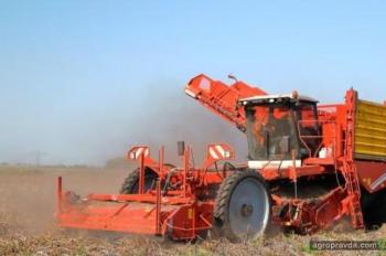 Grimme усовершенствовал комбайн Varitron 470 Grimme усовершенствовал комбайн Varitron 470