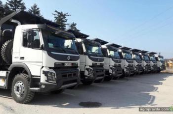 Поставки самосвалов Volvo FMX в Украину устанавливают рекорд Поставки самосвалов Volvo FMX в Украину устанавливают рекорд
