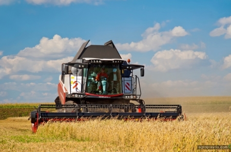 Чего ждут от рынка сельхозтехники Украины-2021 производители сельхозтехники