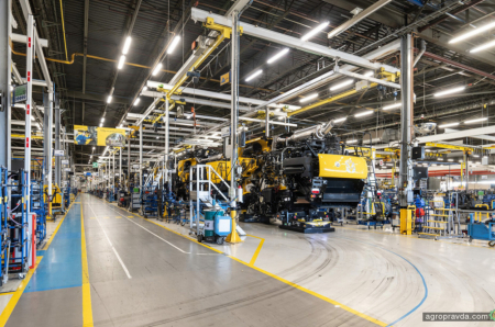Завод New Holland у Зедельгемі святкує 120-річчя