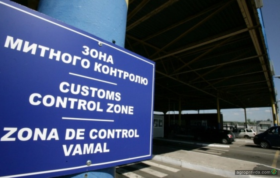 Час очікування вантажівок на перетин кордону в Дорогуську становить 21 добу