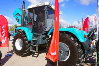 ХТЗ представил обновленный гусеничный трактор