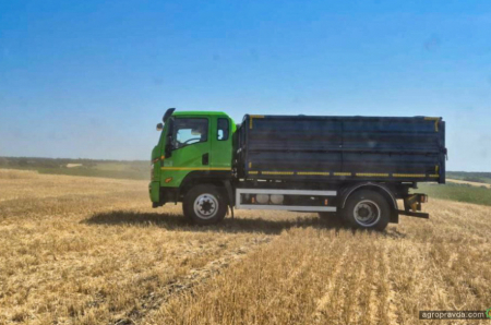 Зерновози від заводу АЛЬФАТЕКС: надійні партнери аграрного сезону