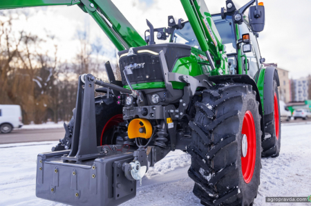 В Україну ексклюзивно поставили унікальний трактор Fendt 211S Vario