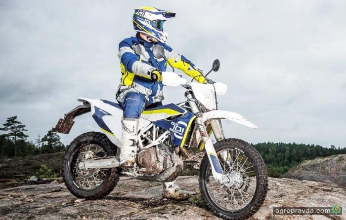 В Украине появился универсальный мотоцикл Husqvarna 701 Enduro