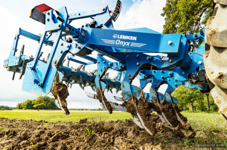 LEMKEN виводить на ринок глибокорозпушувач