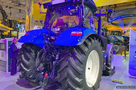 New Holland представил первый в мире серийный метановый трактор T6
