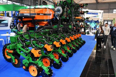 Що цікавого демонструють на Agritechnica 2025. Фото