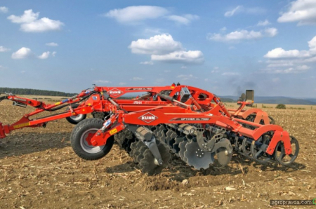 Готуйте поле з KUHN: переваги короткої дискової борони KUHN OPTIMER