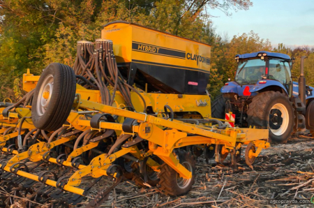 На Харківщині пройшли випробування сівалки Claydon Hybrid