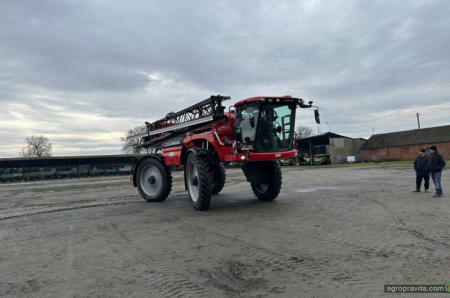 Новенький самохідний обприскувач Horsch Leeb прибув на Житомирщину
