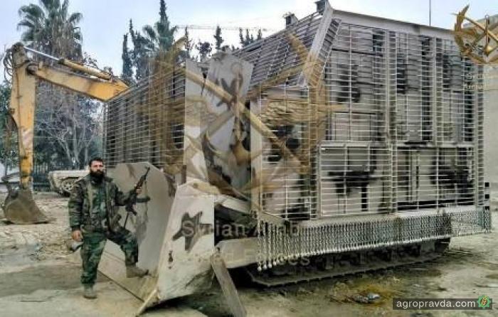 Боевые сирийские тракторы. Фото