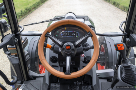 New Holland представив вражаючий концептуальний трактор