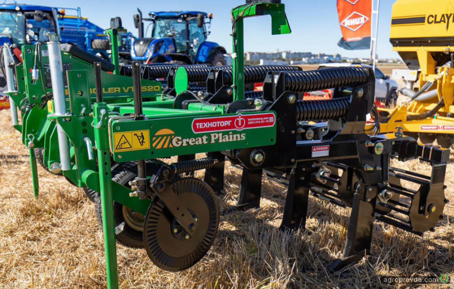Great Plains VT1500 - техніка для ефективного руйнування ущільнених шарів ґрунту