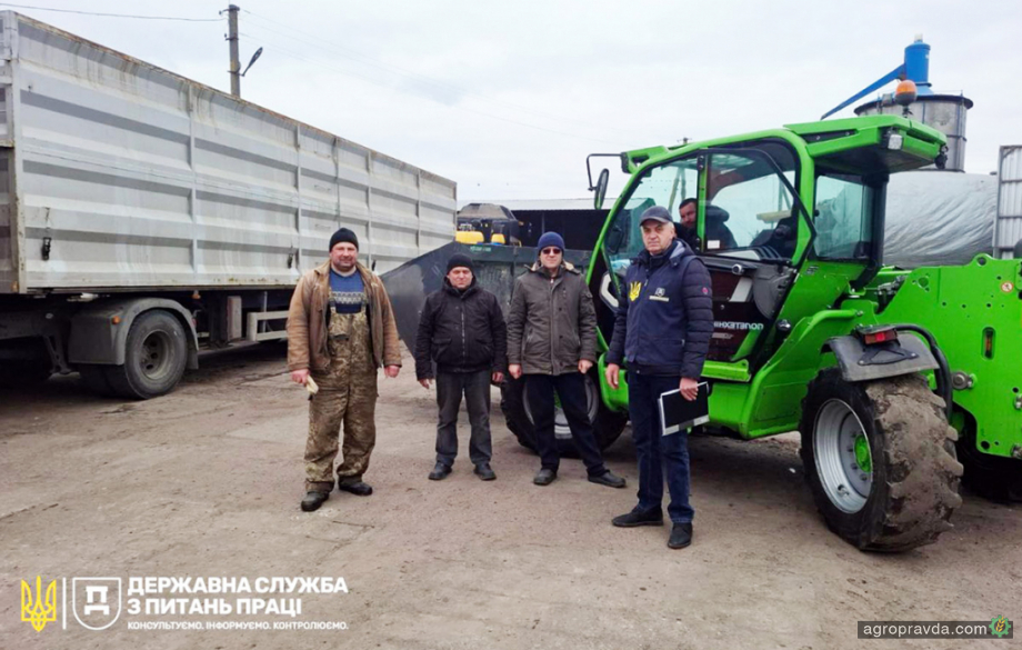 Аграріїв проінструктували про вимоги безпеки під час весняних польових робіт