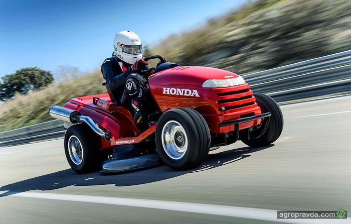 Сенокосилка Honda развила скорость 187,6 км/ч