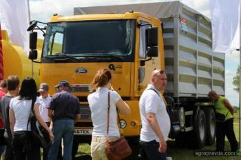 АВТЕК представил зерновоз FORD CARGO 3536D LR на Дне поля в Волынской области