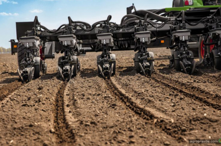 АБА «Астра» пропонує спеціальні умови розтермінування на сівалку Fendt Momentum