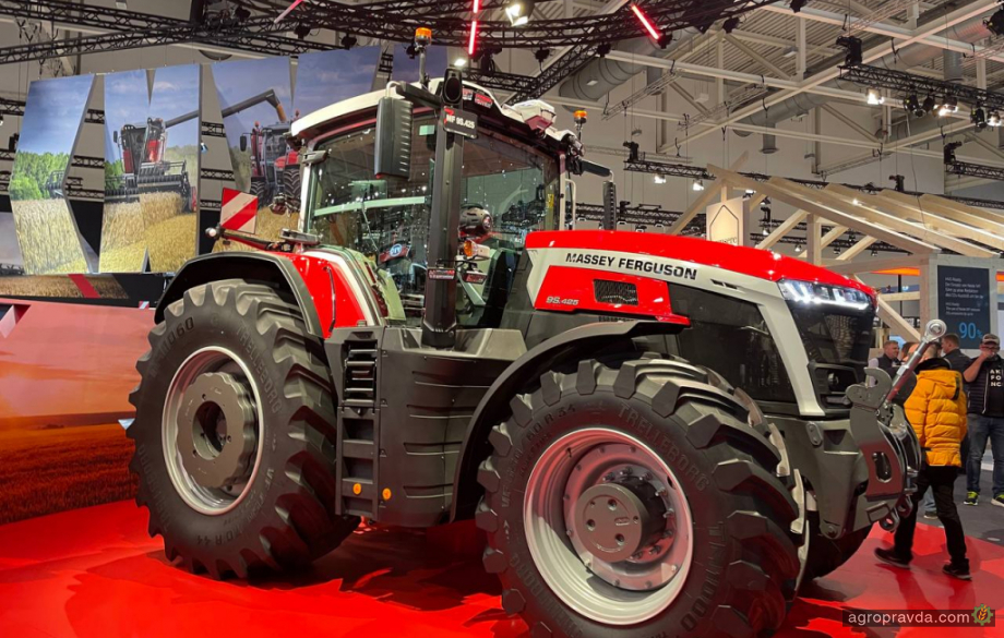 Massey Ferguson представив нову флагманську серію тракторів