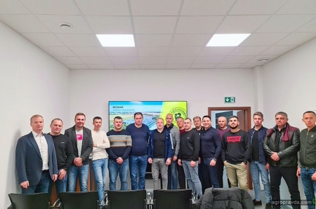 Українці відвідали завод Bednar в Чехії
