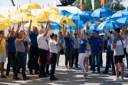 В Украине открылся новый дилерский центр New Holland