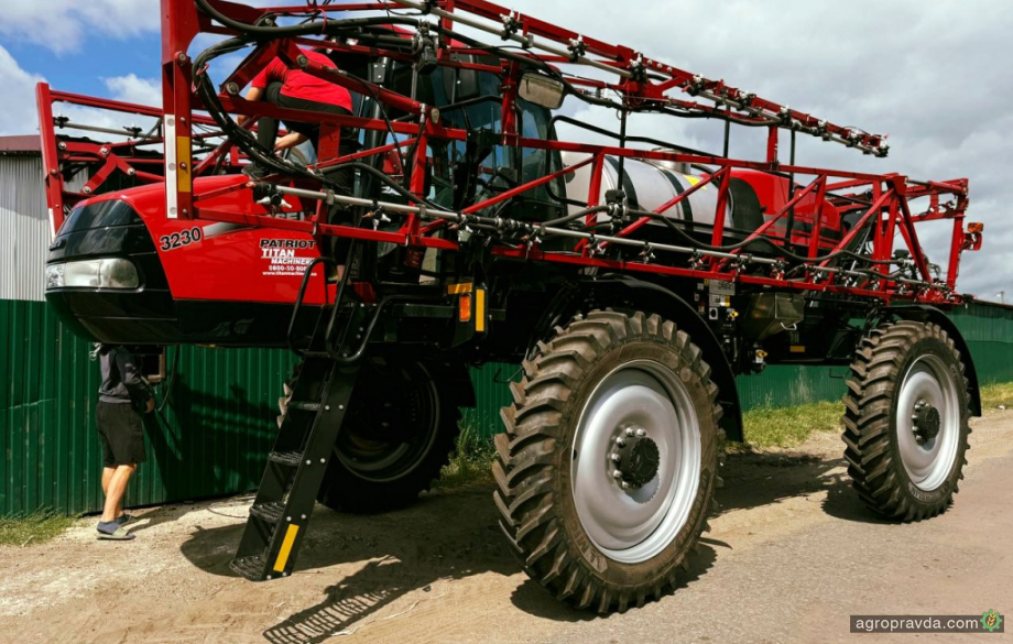 Titan Machinery Ukraine активно відвантажував оприскувачі на минулому тижні Titan Machinery Ukraine активно відвантажував оприскувачі на минулому тижні