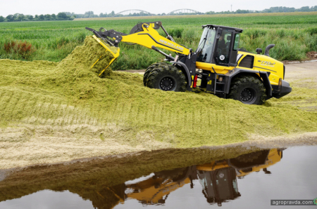 New Holland виводить на ринок новий фронтальний навантажувач W170D+ Forage Power