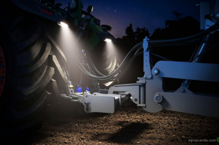 Компактний трактор для професіоналів – серія Fendt 500 Vario Gen4