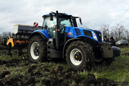 Як працюють New Holland T8 в парі з глибокорозпушувачем Moro Aratri