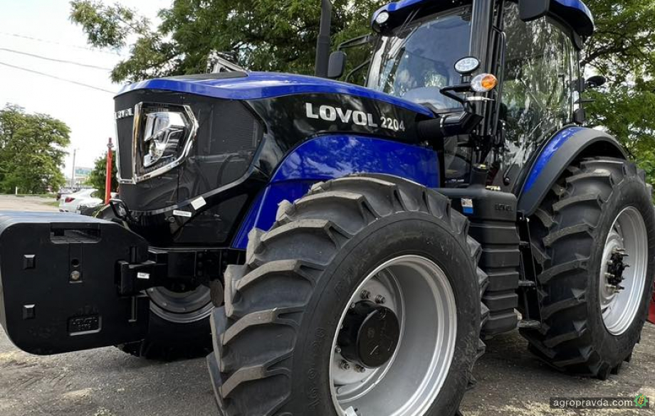 В Україні з’явився флагман тракторів Lovol