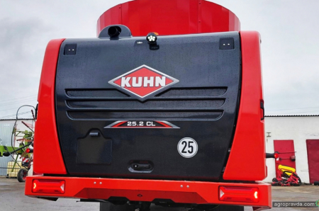 Господарству на Хмельниччині ексклюзивно поставили KUHN SPW Intense 25.2.CL