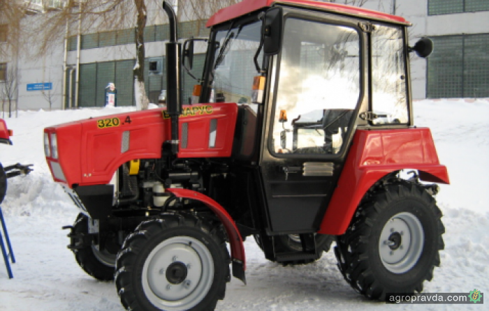Киев закупит более 30 тракторов