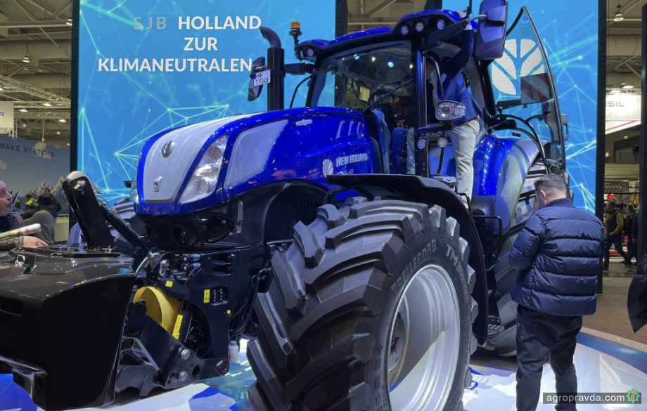 New Holland представив нового флагмана тракторів Т7