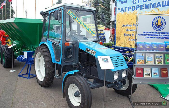 В Украине начнется выпуск электротракторов