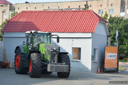Под Киевом испытали трактор Fendt 936 нового поколения