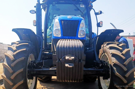 Клієнт з Харківщини обрав трактор New Holland T6050 PLUS FULL у топовій комплектації