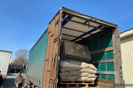 Аграрії відправили Харкову ще 8 тонн гумдопомоги