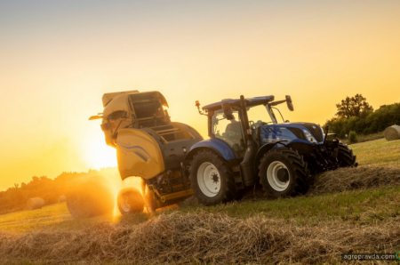 New Holland випускає вдосконалені прес-підбирачі Roll-Belt