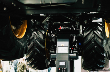 Що цікавого демонструють на Agritechnica 2025. Фото