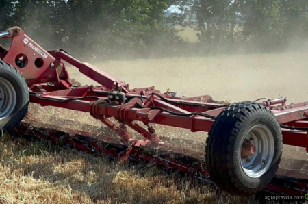 Новий коток-подрібнювач HORSCH Cultro 12 TC вже працює в полі на Вінниччині