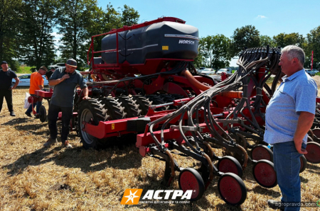 Як працює техніка HORSCH: демонстрація з Дня поля у Вінницькій області