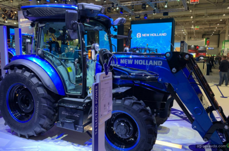 New Holland представив повністю електричний трактор T4 Electric Power