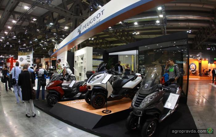 Peugeot представил ряд скутеров на выставке EICMA-2013