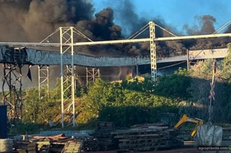 Внаслідок обстрілів у Черноморську зупинився експортний терімнал