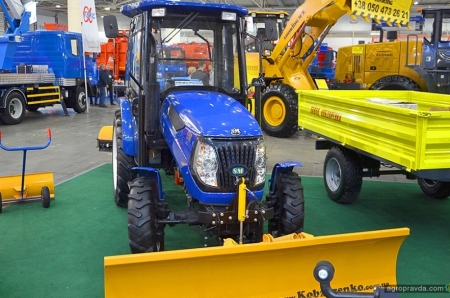 Какие тракторы представляют на выставке «Коммунтех» в Киеве