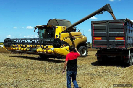 Демо-жнива з New Holland тривають на Кіровоградщині