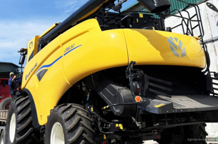 Агрогосподарство Сумщини придбало відразу 2 комбайни New Holland