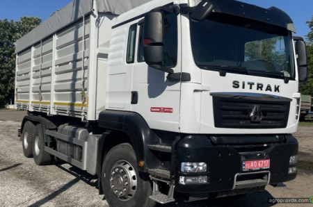 Господарство Харківщини обрало аграрний самоскид на шасі SITRAK