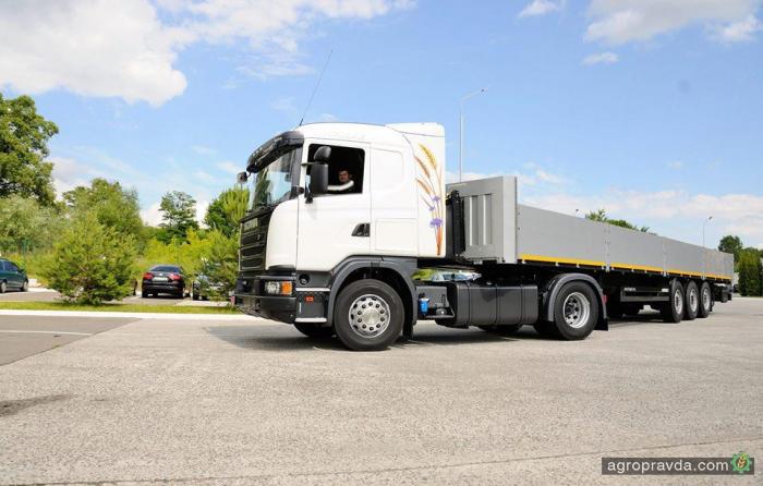 Грузовики Scania с выставки Агро-2015 уже отправились на поля