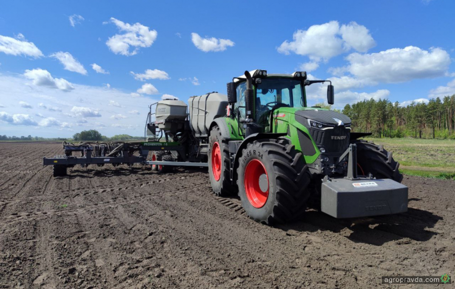 Ідеальний тандем: як працюють трактор Fendt 942 Vario та сівалка Fendt Momentum 16 Ідеальний тандем: як працюють трактор Fendt 942 Vario та сівалка Fendt Momentum 16